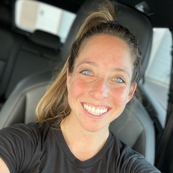 Meet your Posher, Mady - Picture 1 of 1